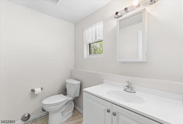 47 Winding Way, Byram Twp., NJ 07821