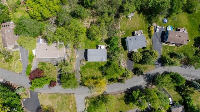 47 Winding Way, Byram Twp., NJ 07821