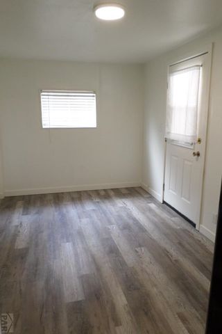 709 Airlane Ave, Pueblo, CO 81005