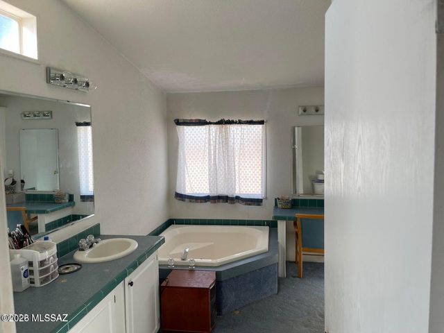 2426 W Sellers Ranch Road, San Simon, AZ 85632