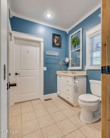 146 Hopson Road, Johnson City, TN 37601