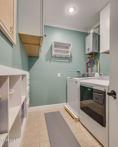146 Hopson Road, Johnson City, TN 37601