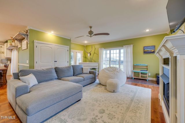 146 Hopson Road, Johnson City, TN 37601