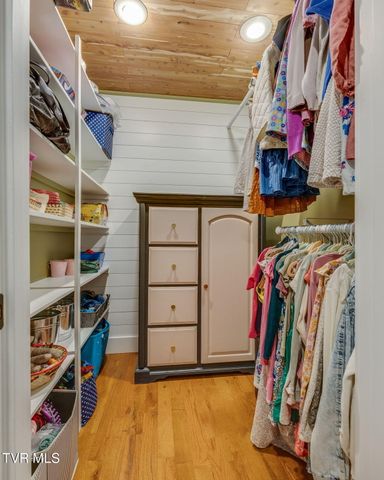 146 Hopson Road, Johnson City, TN 37601