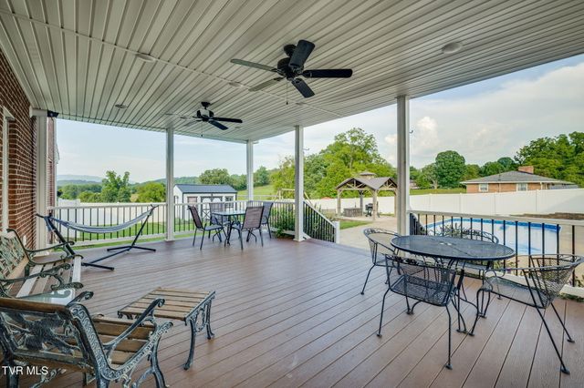 146 Hopson Road, Johnson City, TN 37601