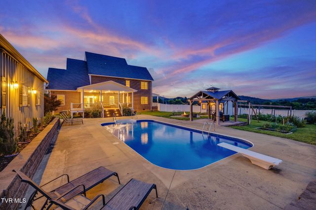 146 Hopson Road, Johnson City, TN 37601
