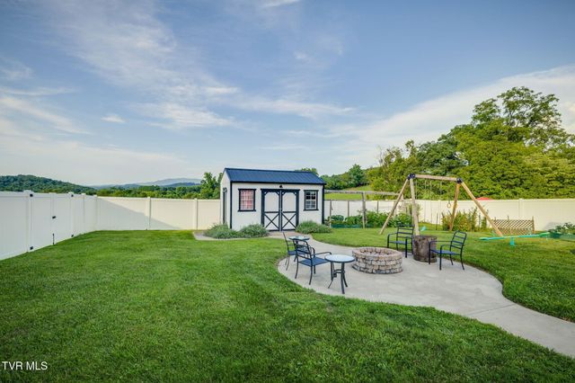 146 Hopson Road, Johnson City, TN 37601