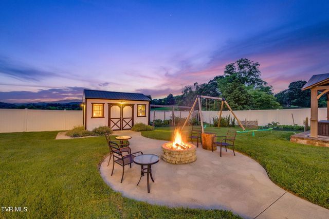 146 Hopson Road, Johnson City, TN 37601