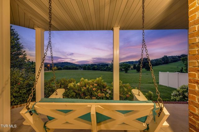 146 Hopson Road, Johnson City, TN 37601