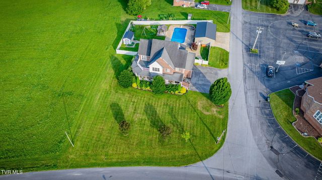 146 Hopson Road, Johnson City, TN 37601