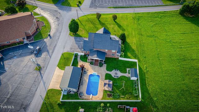 146 Hopson Road, Johnson City, TN 37601