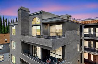 14844 Dickens 301, Sherman Oaks, CA 91403