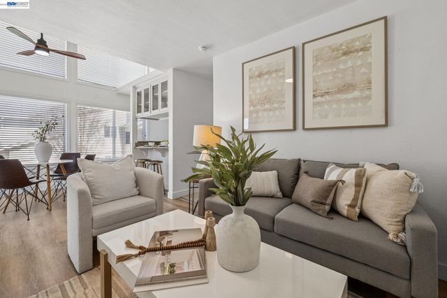 27796 Vasona Ct 2, Hayward, CA 94544