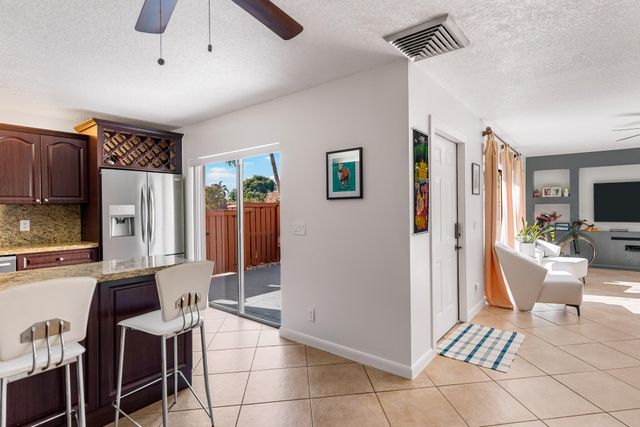 2889 SW 11th Place 2889, Deerfield Beach, FL 33442