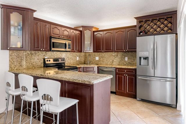 2889 SW 11th Place 2889, Deerfield Beach, FL 33442