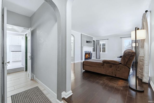 1902 Columbia Avenue, Fort Wayne, IN 46805