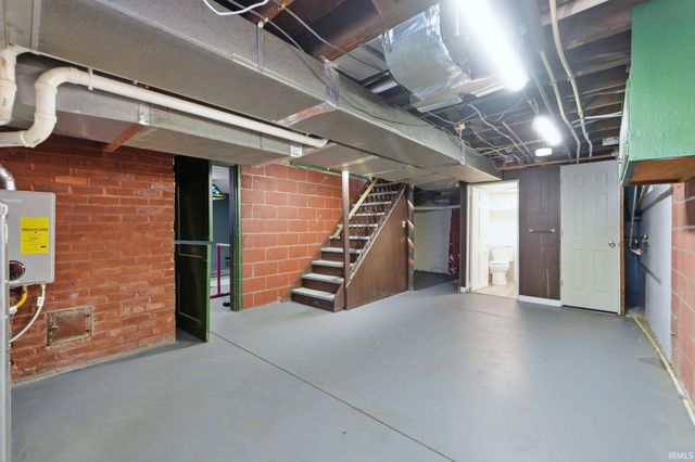 1902 Columbia Avenue, Fort Wayne, IN 46805