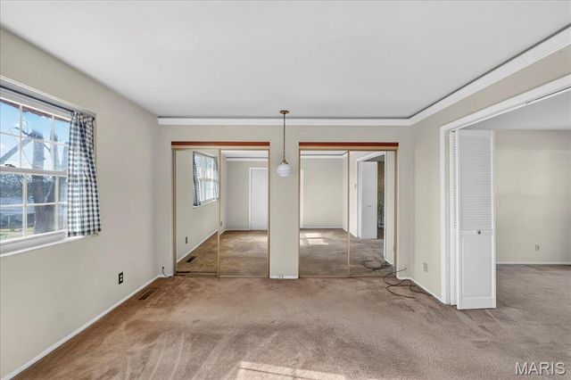 4442 Patston Drive, St Louis, MO 63128