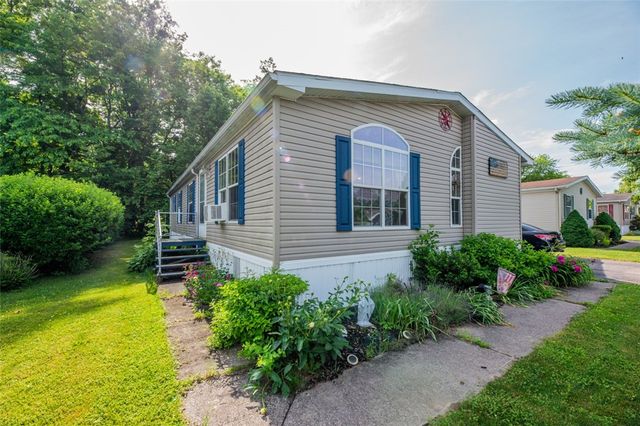 6286 Stillmeadow Way, Williamson, NY 14589