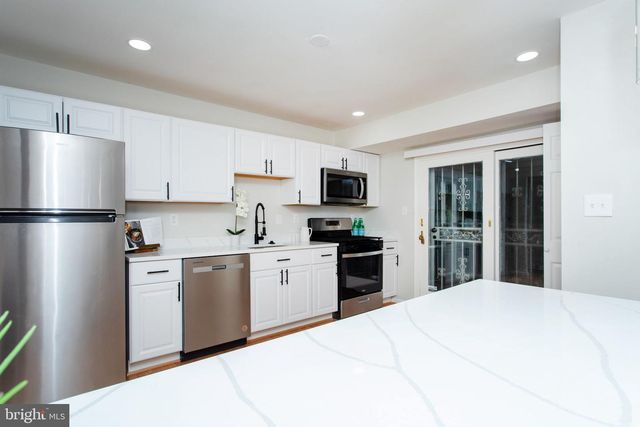 5210 W BONIWOOD TURN, Clinton, MD 20735