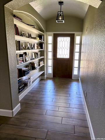 513 State Highway 123, Stockdale, TX 78160