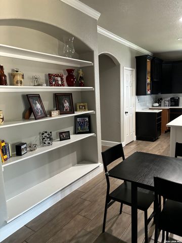 513 State Highway 123, Stockdale, TX 78160