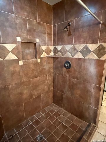 513 State Highway 123, Stockdale, TX 78160