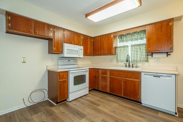 4012 Quail Bush Drive 4012 Quail Bush Drive, Dayton, OH 45424