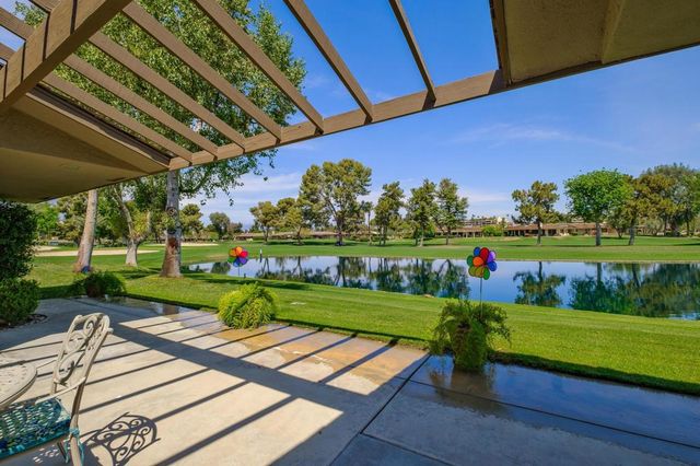 30 Columbia Drive, Rancho Mirage, CA 92270