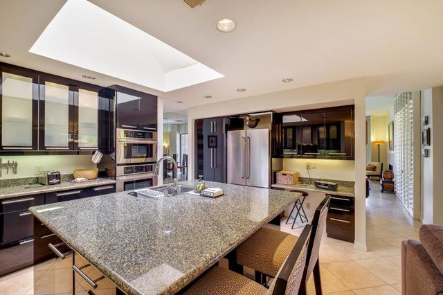 30 Columbia Drive, Rancho Mirage, CA 92270