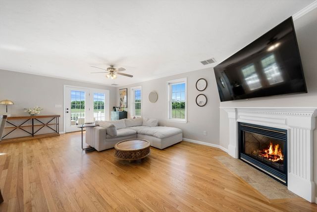 30 Hooper St, Quincy, MA 02169