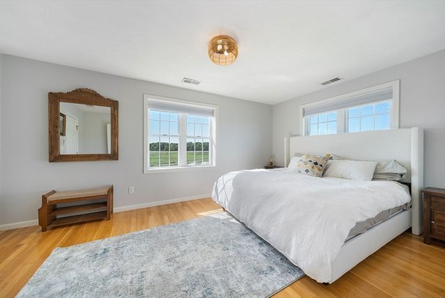 30 Hooper St, Quincy, MA 02169