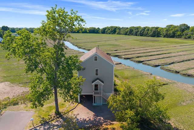 30 Hooper St, Quincy, MA 02169