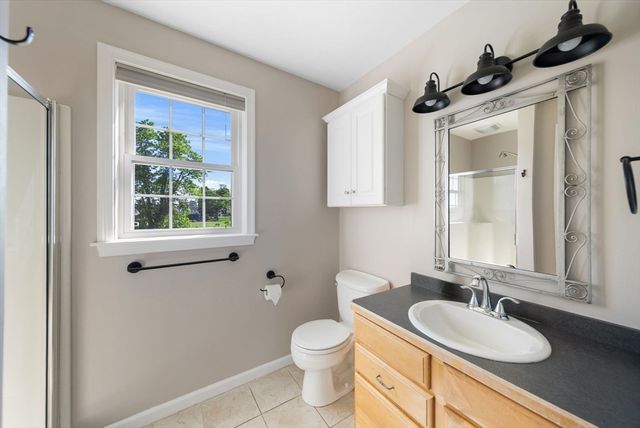 30 Hooper St, Quincy, MA 02169
