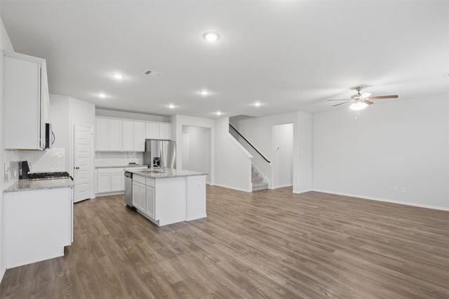 26123 Emory Hollow Drive, Tomball, TX 77375