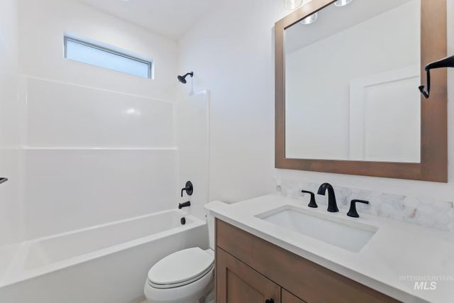 2201 E Blakehurst St, Kuna, ID 83634