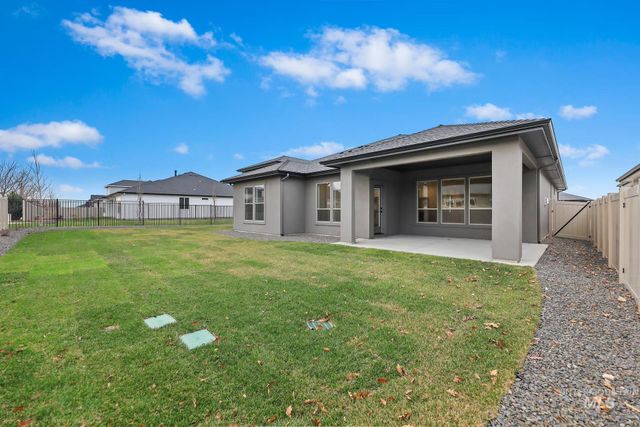 2201 E Blakehurst St, Kuna, ID 83634