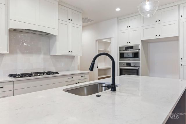 2201 E Blakehurst St, Kuna, ID 83634