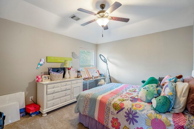 63 Panterra Way, The Woodlands, TX 77382