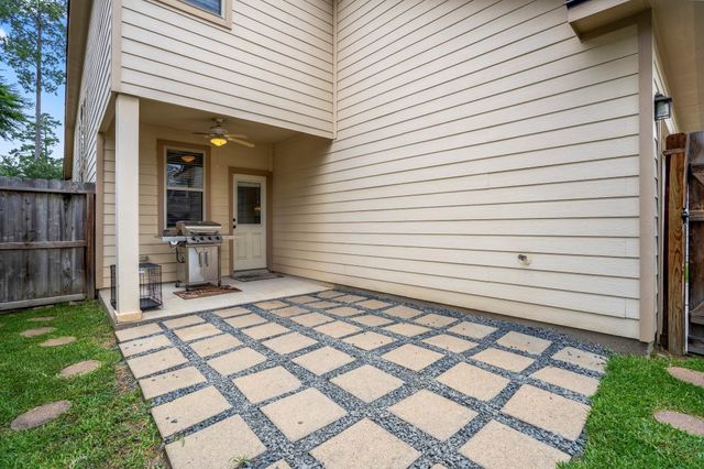 63 Panterra Way, The Woodlands, TX 77382