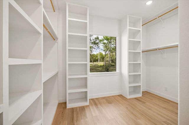 9509 Forest Trace, Plantersville, TX 77363