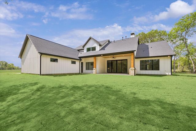 9509 Forest Trace, Plantersville, TX 77363