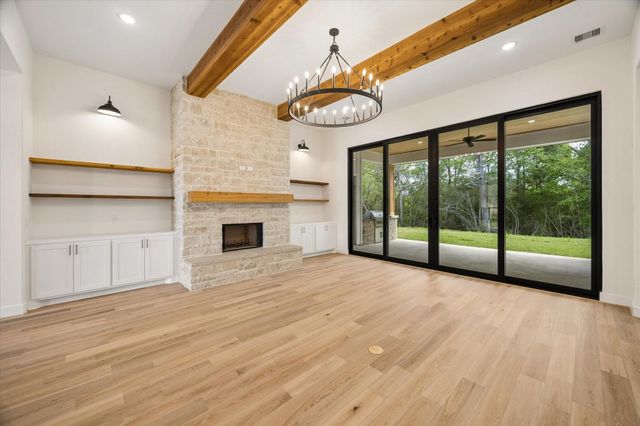 9509 Forest Trace, Plantersville, TX 77363