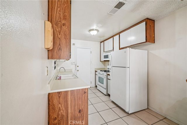 1650 S Campus 98, Ontario, CA 91761