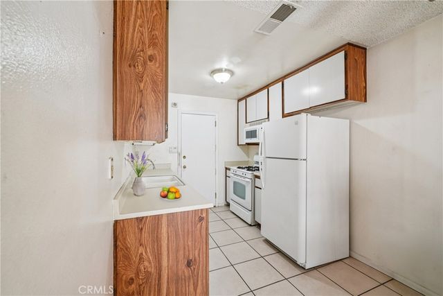 1650 S Campus 98, Ontario, CA 91761