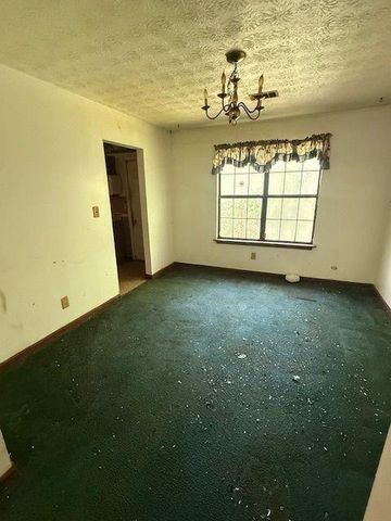 5055 S Woodbridge Trail, Stone Mountain, GA 30088