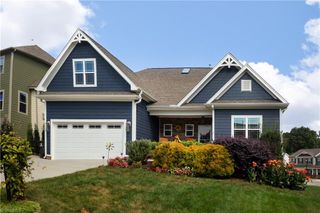 4623 Fairway Run Drive, Pfafftown, NC 27040