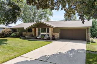 253 St Rose AVENUE, Fredonia, WI 53021