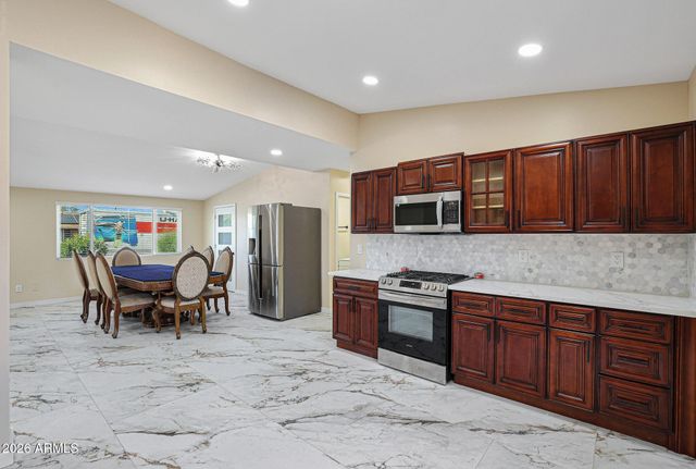 725 E ENCANTO Drive, Tempe, AZ 85281