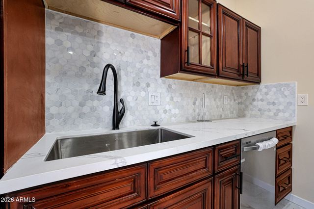 725 E ENCANTO Drive, Tempe, AZ 85281